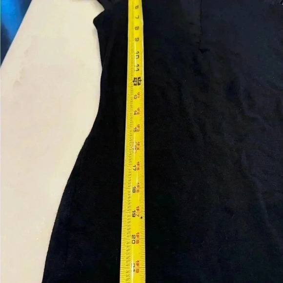 Bailey/44 black top with sheer cap sleeves and Sheer V-Front insert zip back XS - Picture 6 of 11